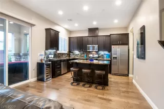 Photo #6: 2113136 Listing 