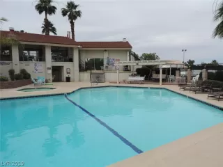 Photo #2: 2113176 Listing