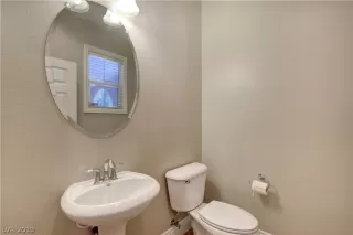 Photo #5: 2113232 Listing