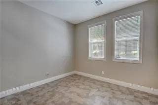 Photo #6: 2113232 Listing