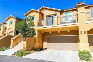 Photo #2: 2113311 Listing