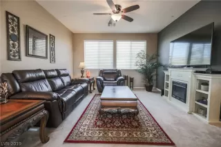 Photo #4: 2113311 Listing