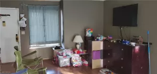 Photo #4: 2113347 Listing