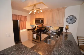 Photo #3: 2113441 Listing 