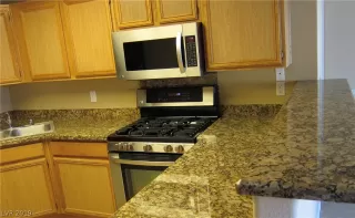 Photo #6: 2113478 Listing 