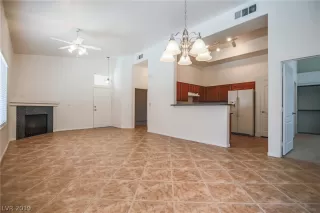 Photo #5: 2113508 Listing 