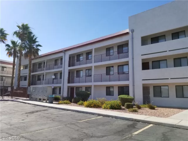 MLS: 2113513 Condo For Sale