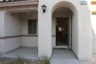 Photo #3: 2113515 Listing