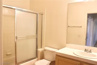 Photo #5: 2113557 Listing 