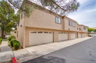 Photo #2: 2113574 Listing