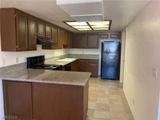 Photo #4: 2113678 Listing