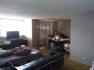 Photo #4: 2113693 Listing 