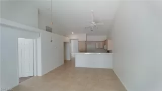 Photo #5: 2113733 Listing 