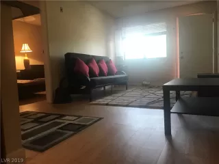 Photo #2: 2113790 Listing