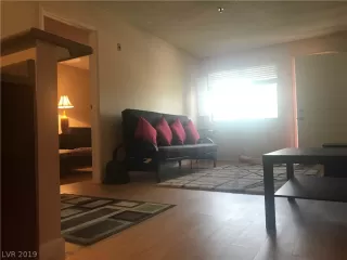 Photo #3: 2113790 Listing