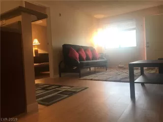 Photo #4: 2113790 Listing