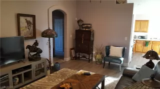 Photo #2: 2113791 Listing 