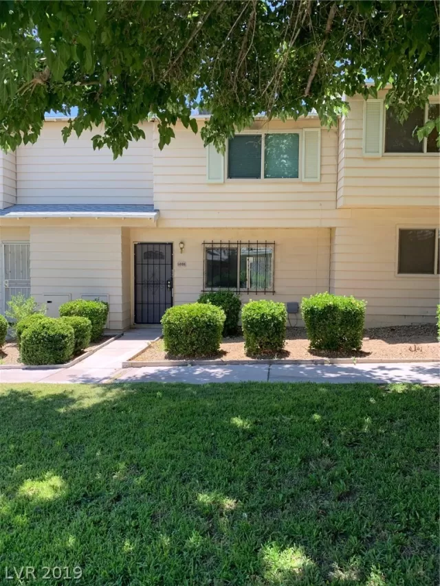 MLS: 2113818 Condo For Sale