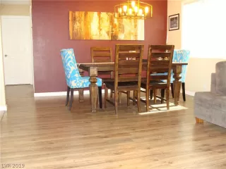 Photo #4: 2113858 Listing