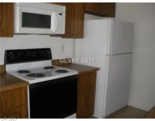Photo #2: 2113931 Listing