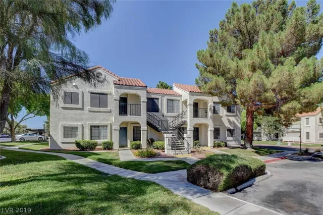 MLS: 2114025 Condo For Sale