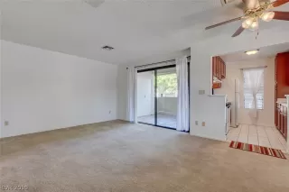 Photo #5: 2114025 Listing 