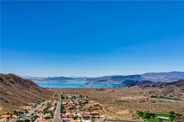 MLS: 2114042 Condo For Sale