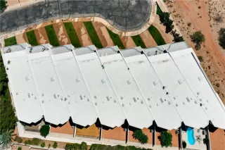 Photo #4: 2114042 Listing