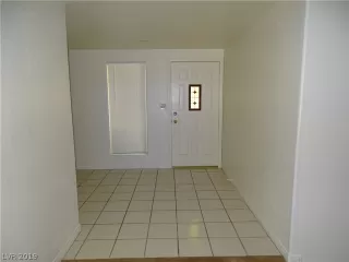 Photo #2: 2114048 Listing 