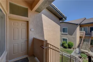 Photo #4: 2114109 Listing