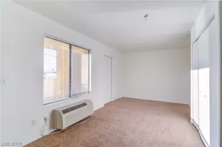 Photo #6: 2114154 Listing 