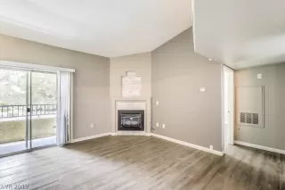 Photo #4: 2114163 Listing