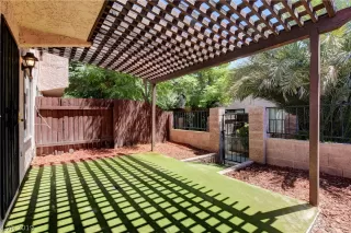 Photo #3: 2114193 Listing 