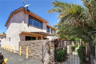 Photo #4: 2114193 Listing 