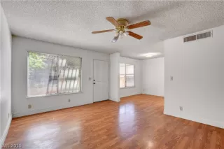 Photo #5: 2114193 Listing 