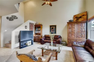 Photo #3: 2114254 Listing