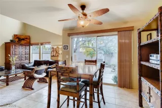 Photo #6: 2114254 Listing