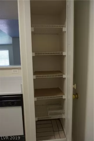 Photo #6: 2114258 Listing