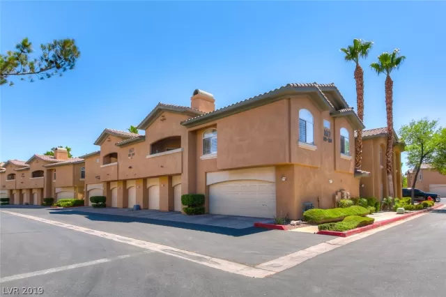 MLS: 2114283 Condo For Sale