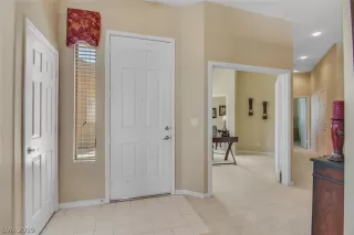 Photo #2: 2114289 Listing