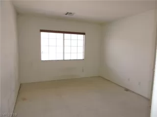 Photo #6: 2114395 Listing