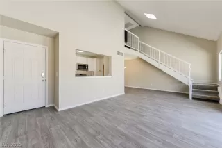 Photo #1: 2114420 Listing