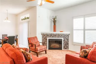 Photo #2: 2114487 Listing