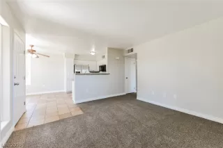 Photo #3: 2114517 Listing 