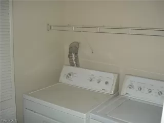 Photo #3: 2114579 Listing 