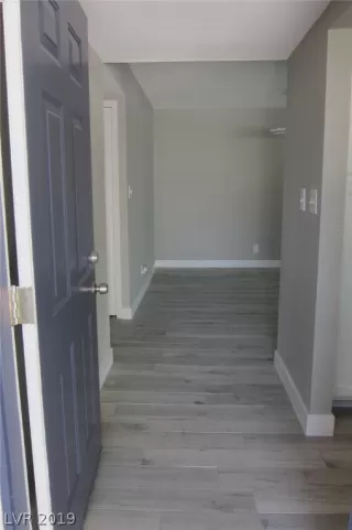 Photo #4: 2114587 Listing 