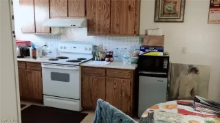 Photo #6: 2114602 Listing