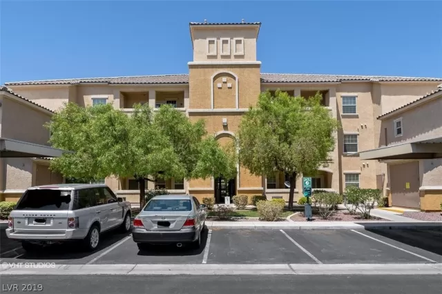 MLS: 2114668 Condo For Sale