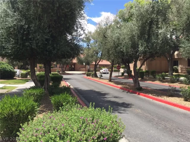 MLS: 2114683 Condo For Sale