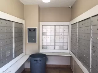 Photo #3: 2114683 Listing 